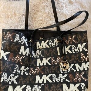 Michael Kors purse